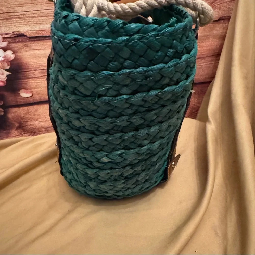 St. John’s Bay Audrina Straw Tote Emerald Green Rope Handle Beach Bag